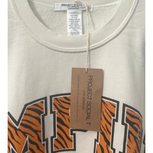 NWT! Project Social T Empire State Oversized Sweatshirt - Size Small / Medium - Picture 5 of 6